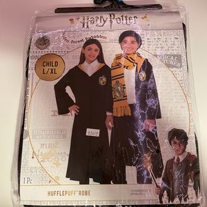 Youth L/XL Hufflepuff Robe